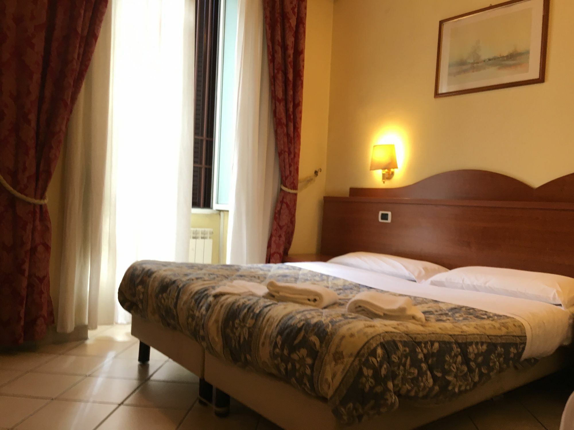 Rome Terminal House Hotel Exterior photo